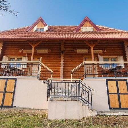 Apartmani Zuti Leptir 브르드니크 외부 사진